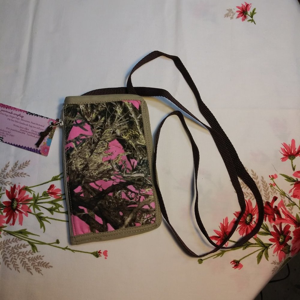 303 jeaniemade Smart Phone Crossbody
